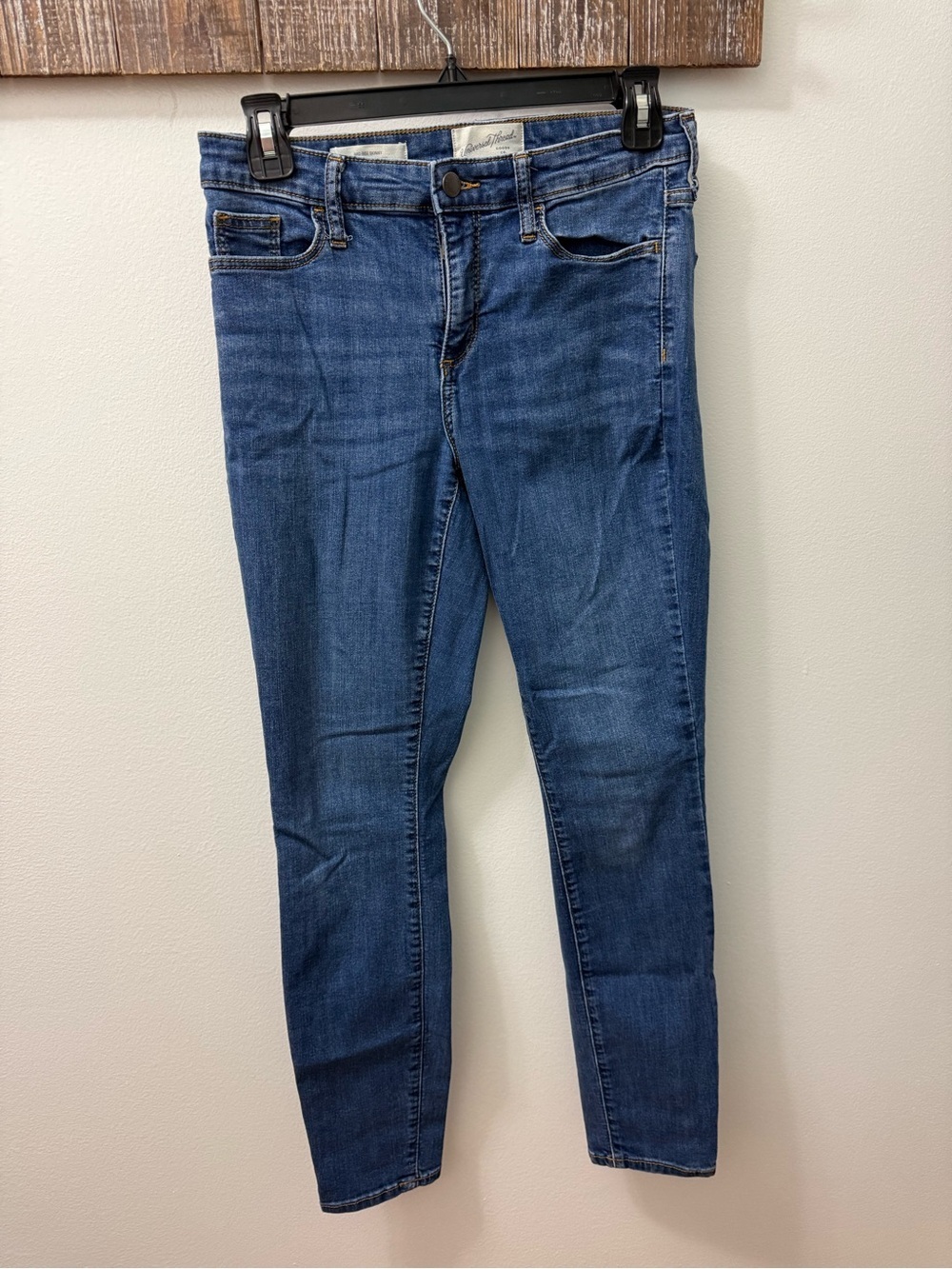 Universal Thread Womens Dark Blue Skinny Jeans